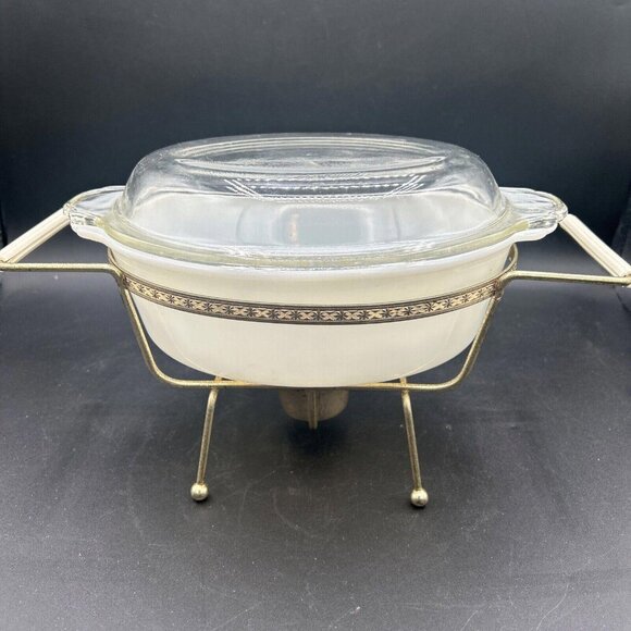 Fire King Milk Glass Casserole Dish w/ Clear Lid 1.5 QT w/ Cradle Candle-Warmer - Picture 5 of 10